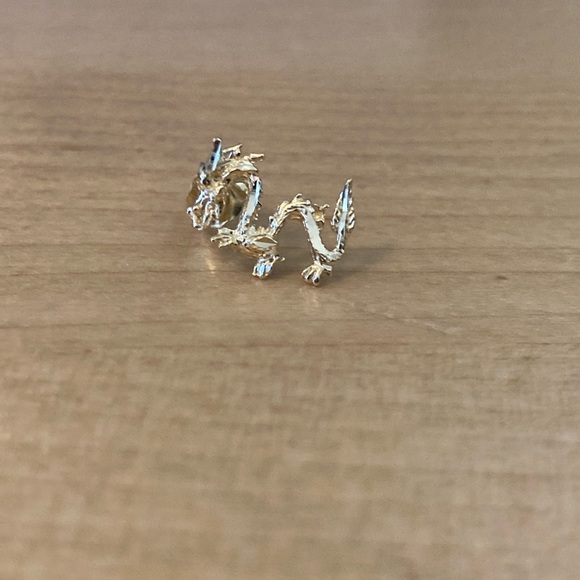 🐲🎇14K Solid Gold Dragon Ear Piece! 🔥🎉 - Picture 3 of 11